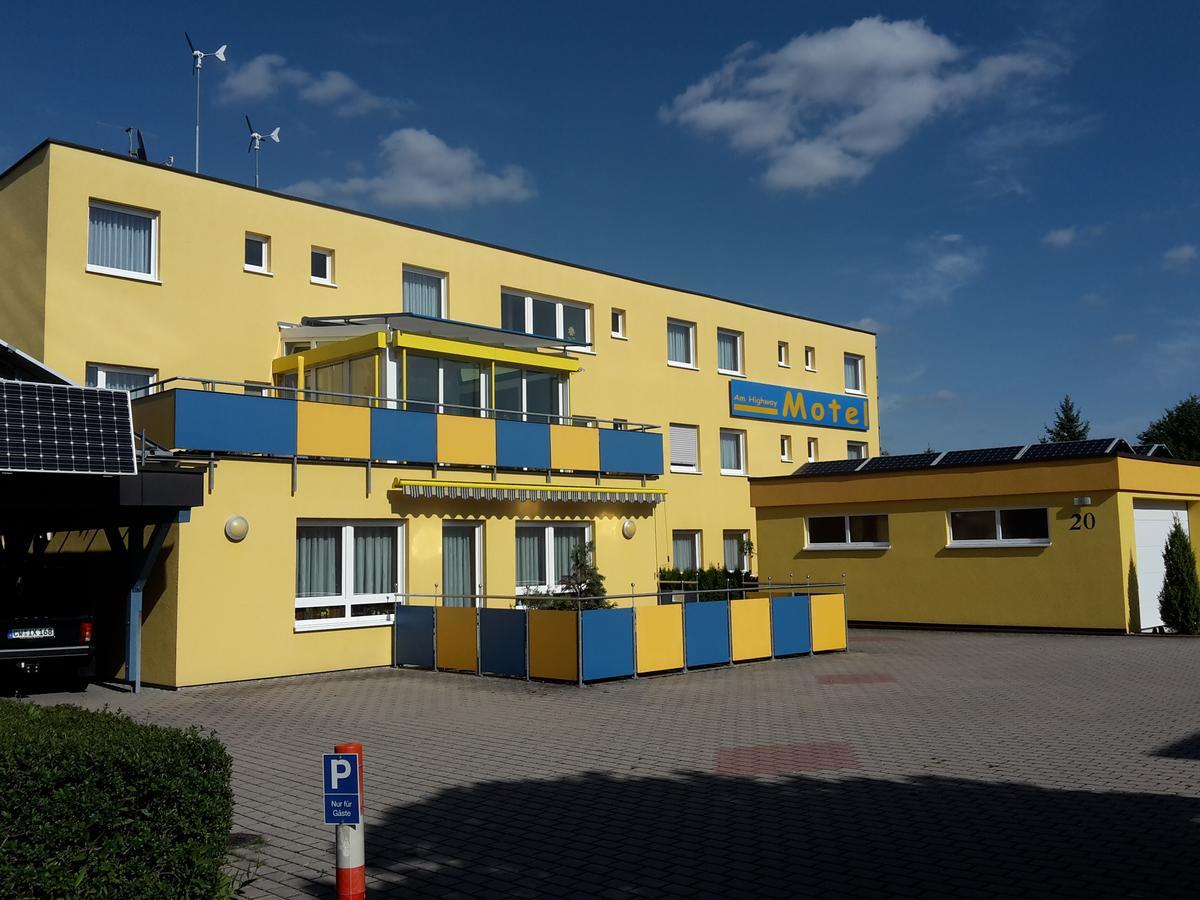 Althengstett Motel Am Highway المظهر الخارجي الصورة