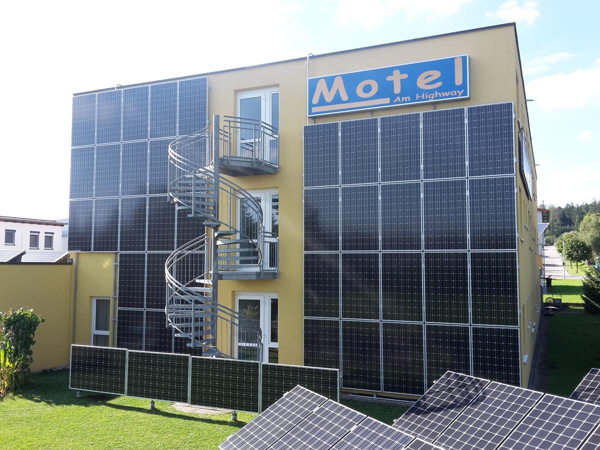 Althengstett Motel Am Highway المظهر الخارجي الصورة